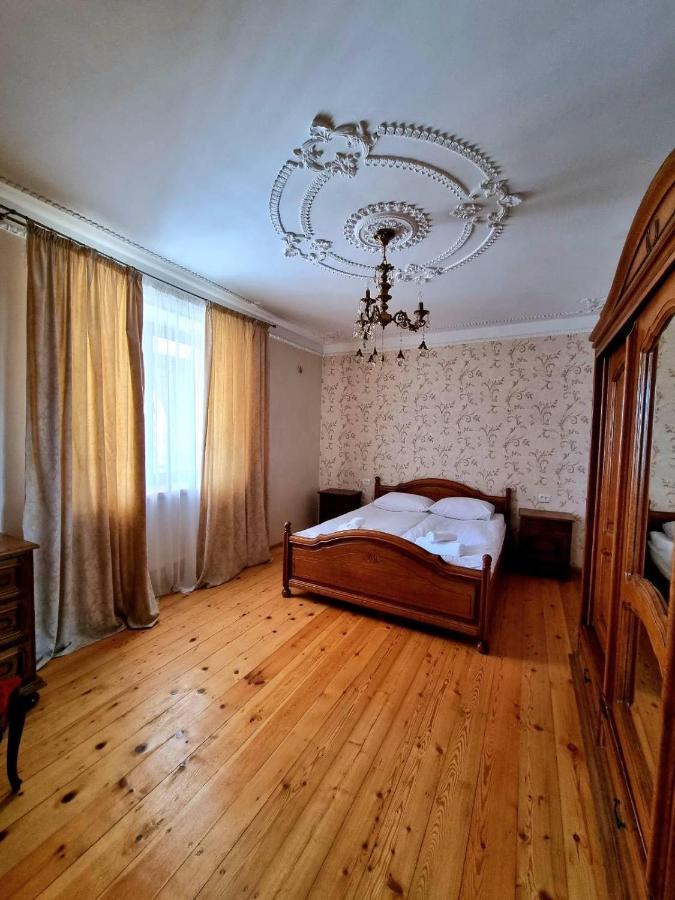 Готель Bolnisi Elia Екстер'єр фото